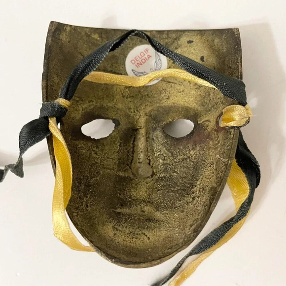 Vintage Brass Small Mask Delgif India Wall Decor - Picture 7 of 16